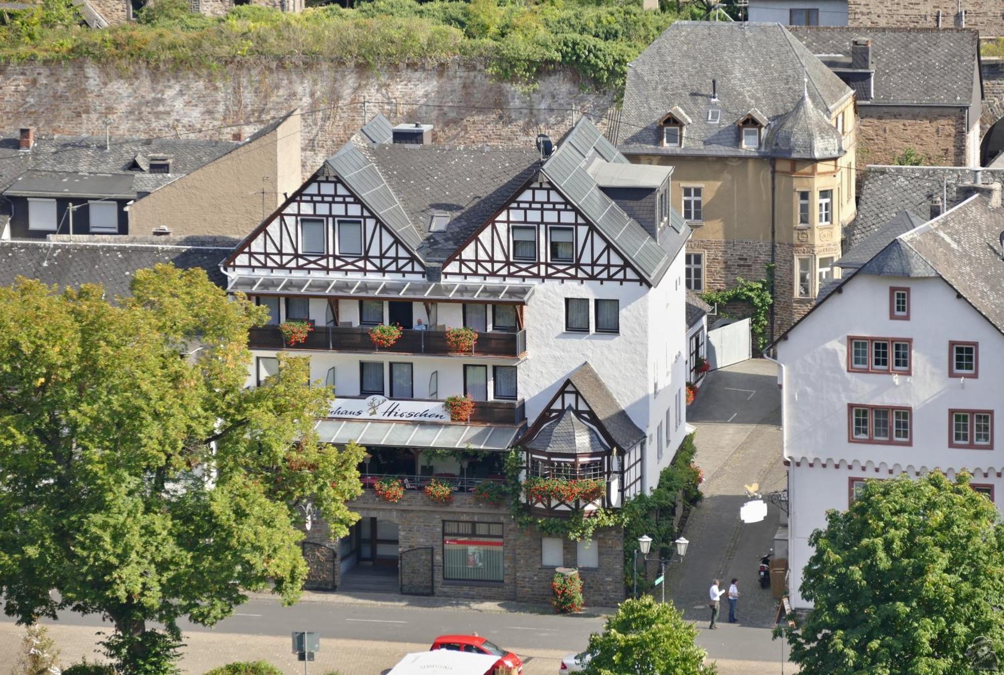 Weinhaus Hirschen Bruttig Hotel Exterior photo